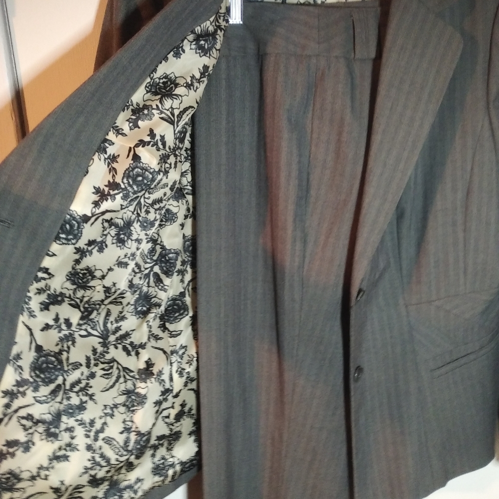 Atelier pantsuit size 12, long pants